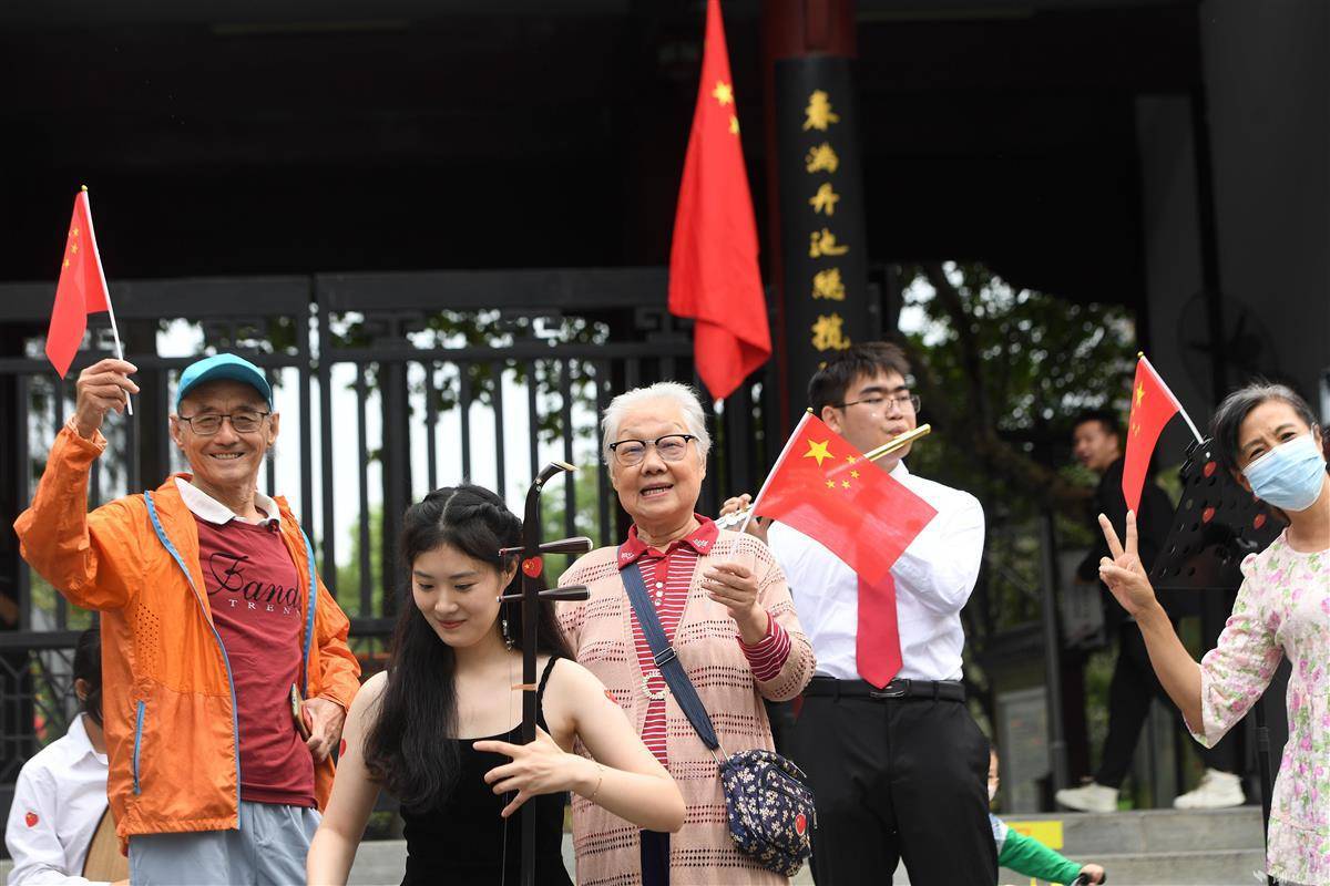 mg4377.c